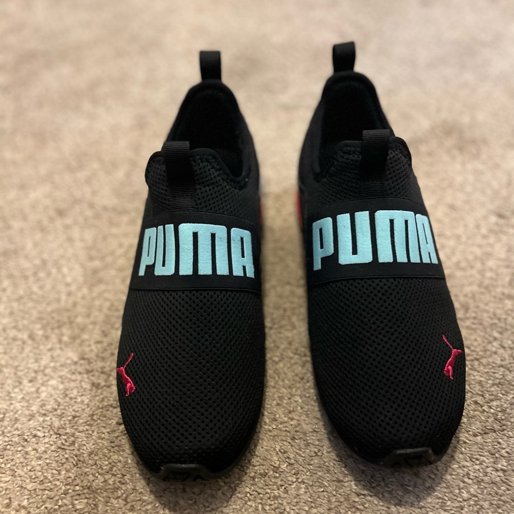 Women’s Puma Sneakers